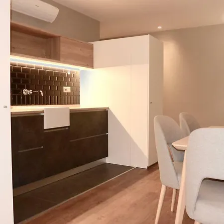 Lf Gardenia, By Flat In * 포르투