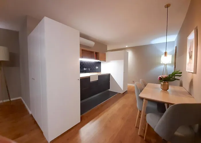 LF Porto Gardénia, by LF Apartments * Oporto